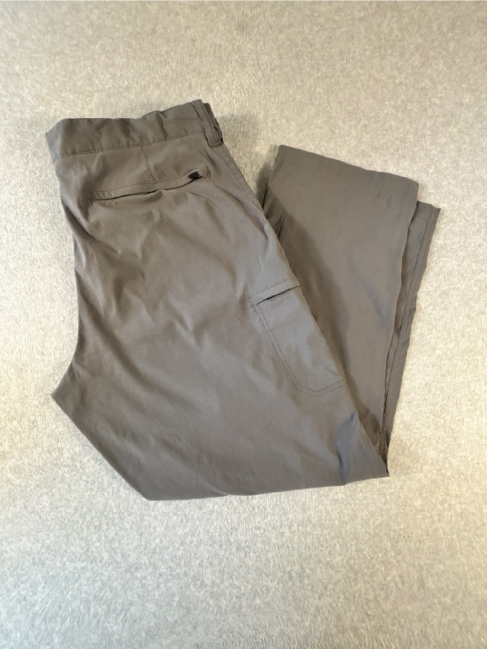UB Tech Men's Classic Fit Cargo Pants 36x30 Gray Hiking Outdoor Nylon Stretch